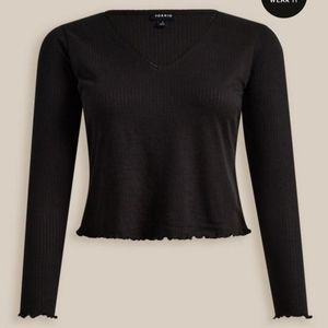 Torrid Pointelle Rib V-Neck Long Sleeve Crop Tee Torrid sz 1